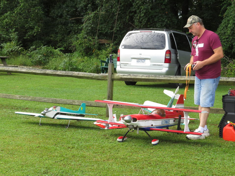 MOdel Pitts flying